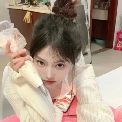 她房间里的云
